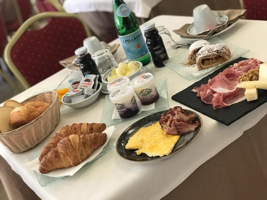 Da Gianni Hotel Zogno Экстерьер фото